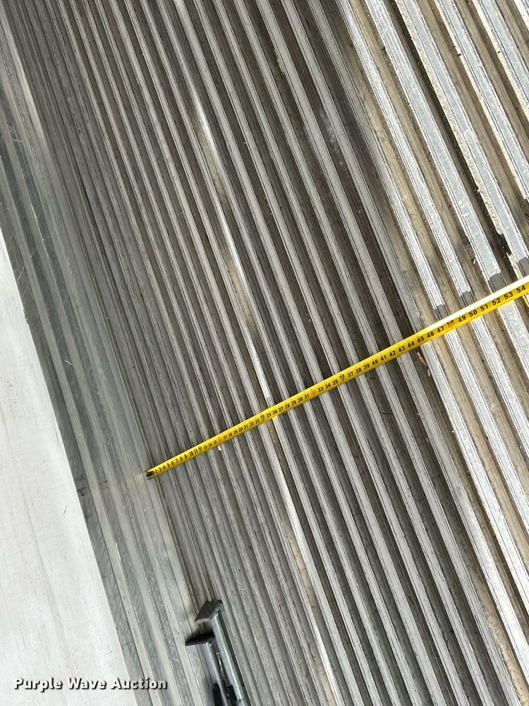 image for item EK3589 2012 Utility Trailer VS2RA refrigerated van trailer