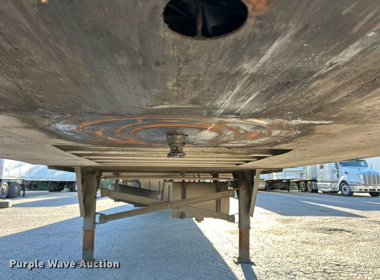 image for item EK3589 2012 Utility Trailer VS2RA refrigerated van trailer