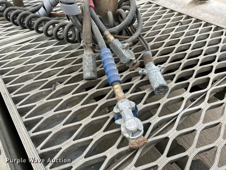 image for item EK3600 1994 Mack CH600 semi truck