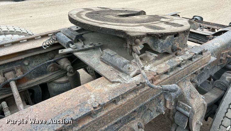 image for item EK3600 1994 Mack CH600 semi truck