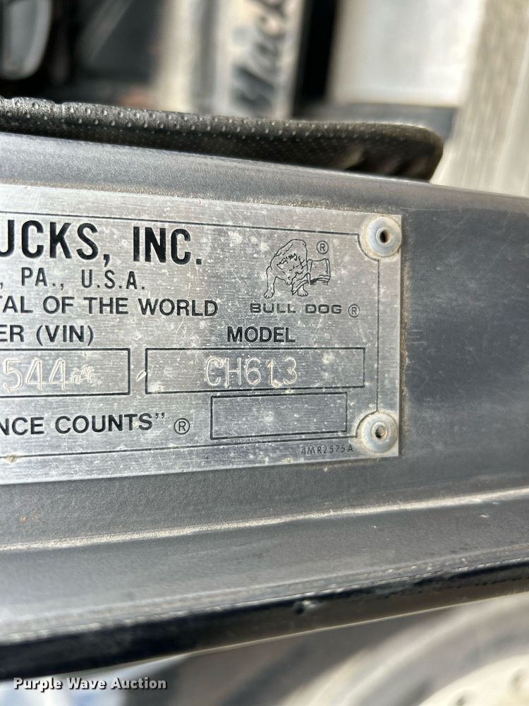 image for item EK3600 1994 Mack CH600 semi truck