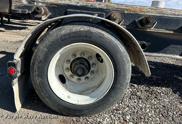 image for item EK3605 1991 Benlee Roll-off TA60DD45 container trailer