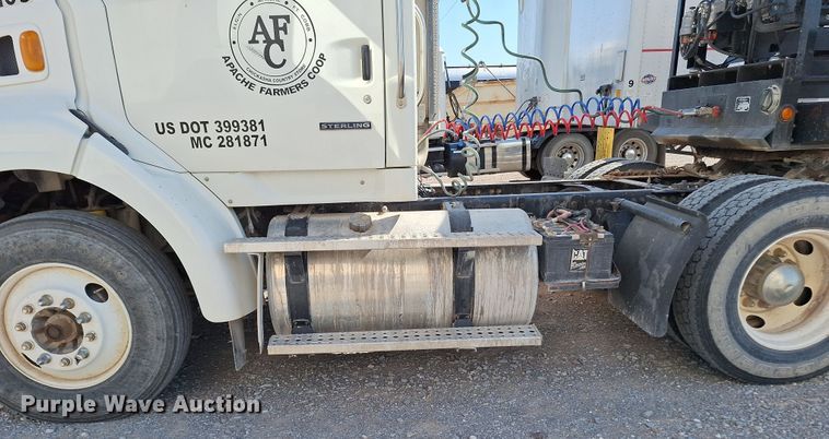 image for item EQ2311 2007 Sterling A-Line semi truck
