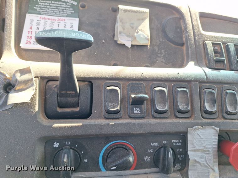 image for item EQ2312 2007 Sterling A-Line semi truck