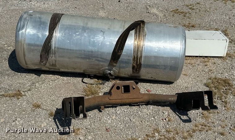 image for item JE9370 Truck parts