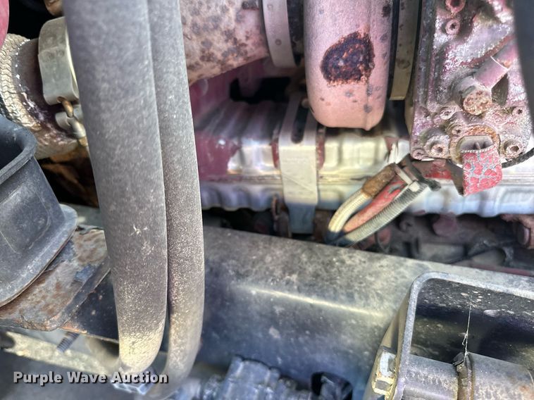 image for item LR9513 2015 Mack CXU613 semi truck