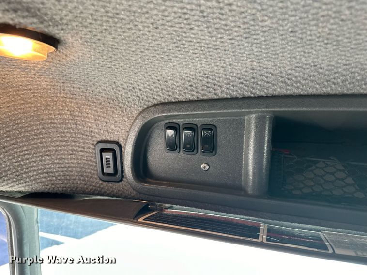 image for item LR9514 2014 Mack CXU613 semi truck