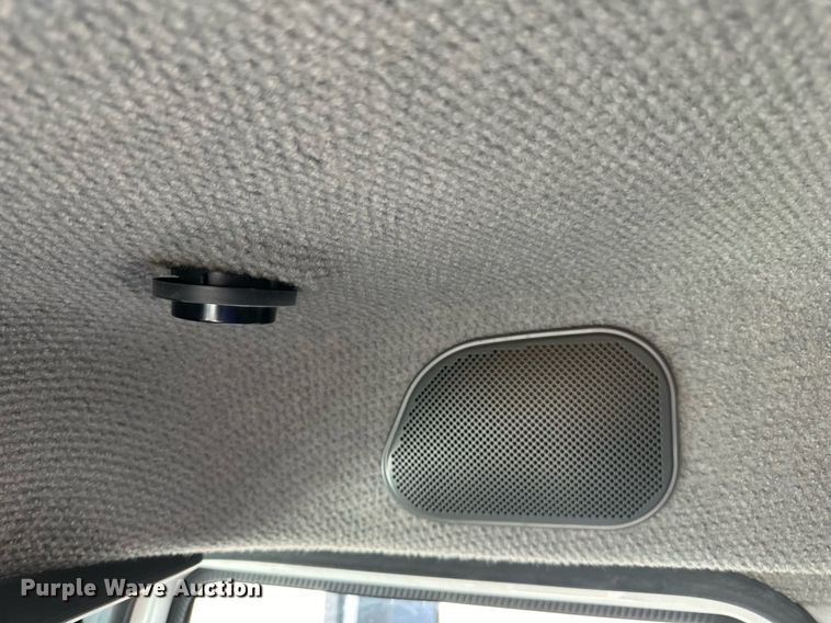 image for item LR9514 2014 Mack CXU613 semi truck