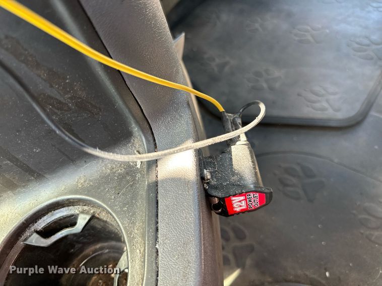 image for item LR9514 2014 Mack CXU613 semi truck