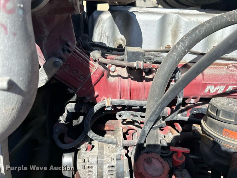 image for item LR9514 2014 Mack CXU613 semi truck