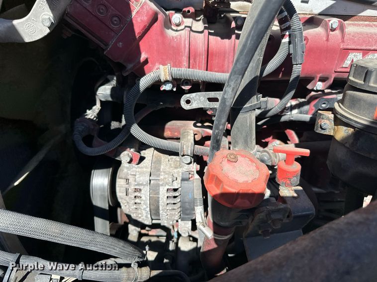 image for item LR9514 2014 Mack CXU613 semi truck