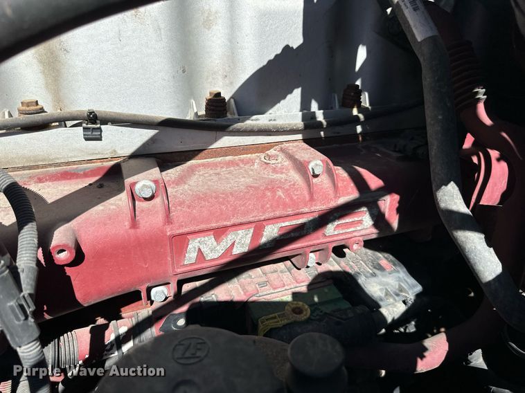 image for item LR9514 2014 Mack CXU613 semi truck