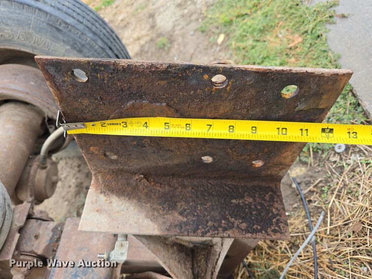 image for item LW9959 Pusher axle