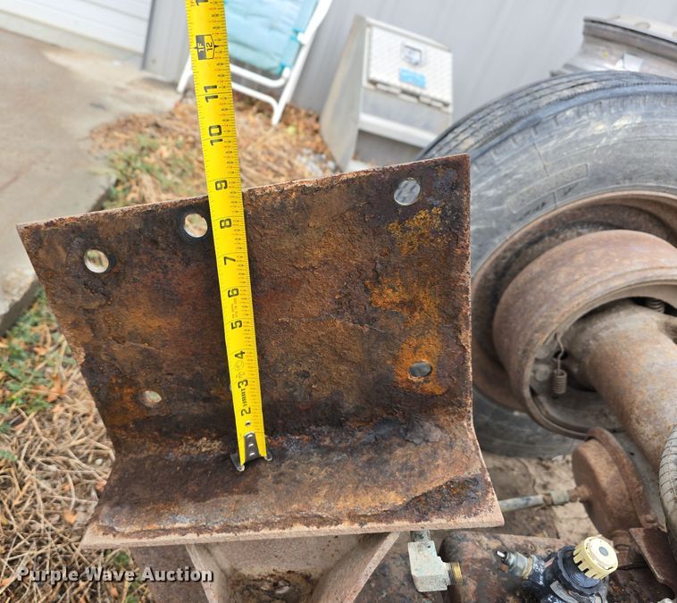 image for item LW9959 Pusher axle