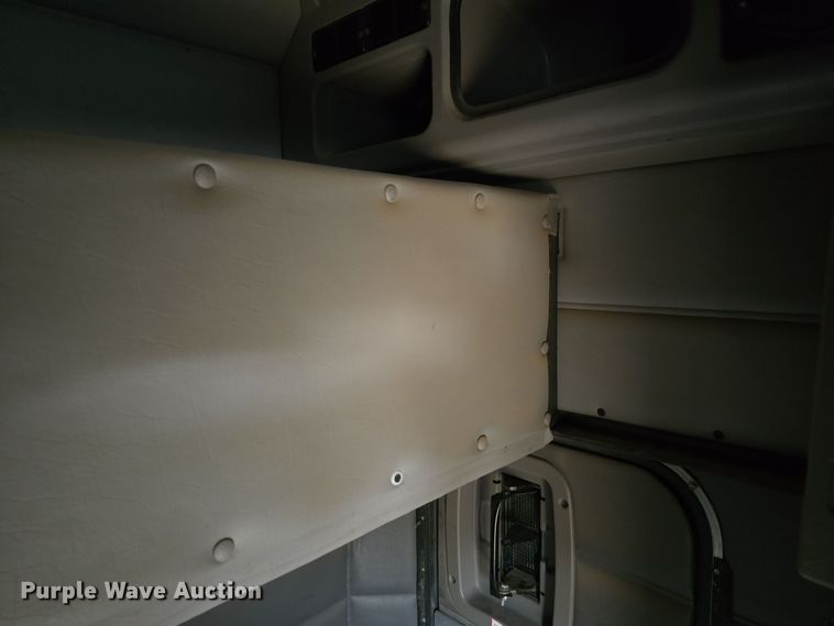 image for item LW9961 (2) 60