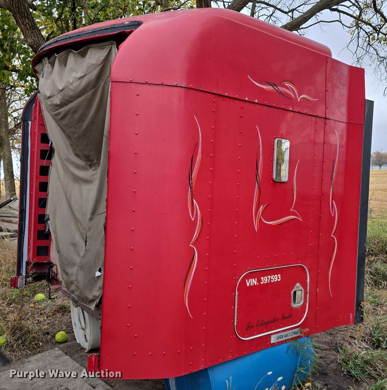 image for item LW9962 Kenworth AeroCab 64