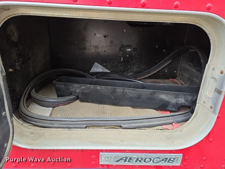 image for item LW9962 Kenworth AeroCab 64