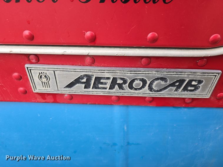 image for item LW9962 Kenworth AeroCab 64