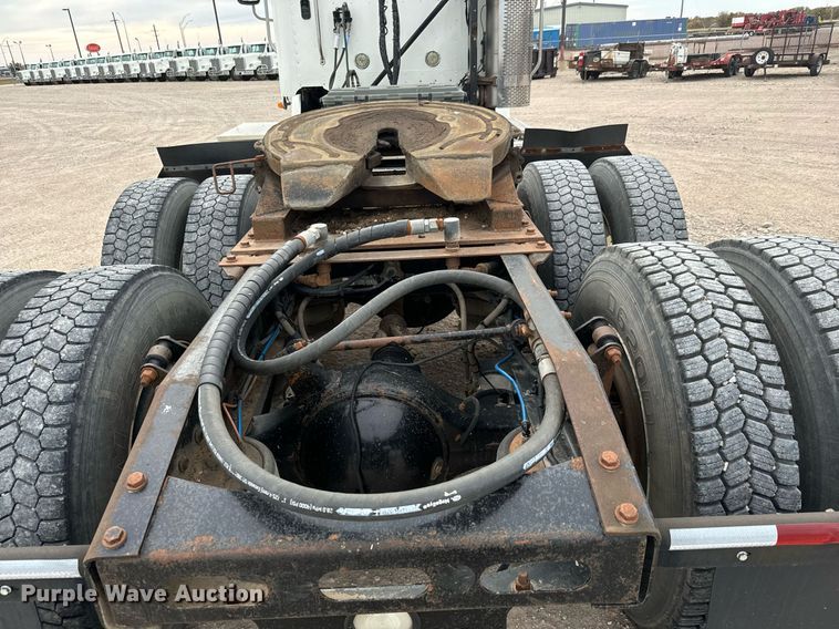 image for item MS9881 2013 Freightliner  Coronado SD 122 semi truck