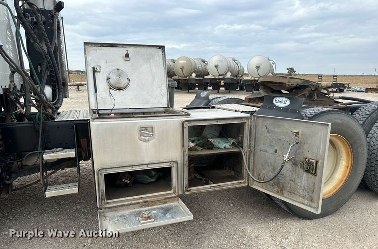 image for item MS9881 2013 Freightliner  Coronado SD 122 semi truck