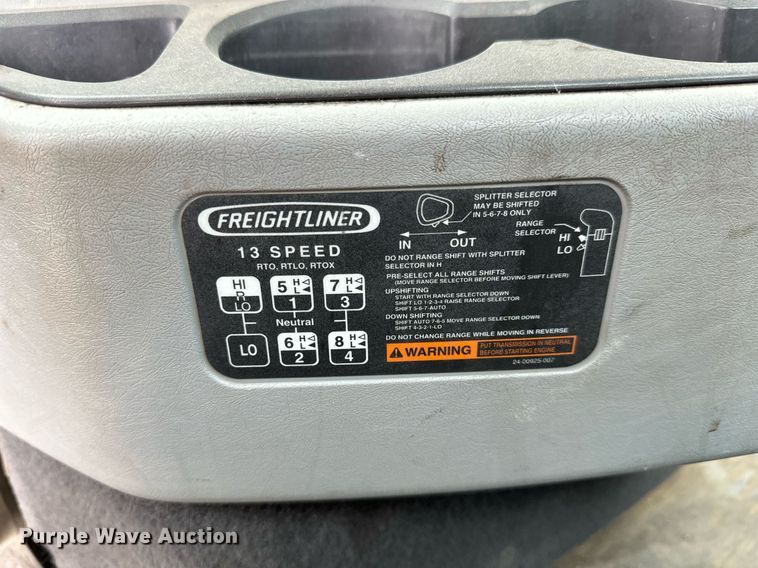 image for item MS9881 2013 Freightliner  Coronado SD 122 semi truck