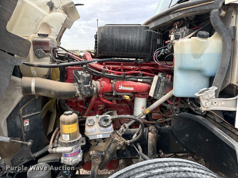 image for item MS9881 2013 Freightliner  Coronado SD 122 semi truck