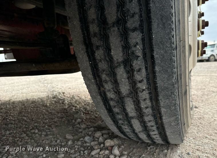 image for item MS9881 2013 Freightliner  Coronado SD 122 semi truck