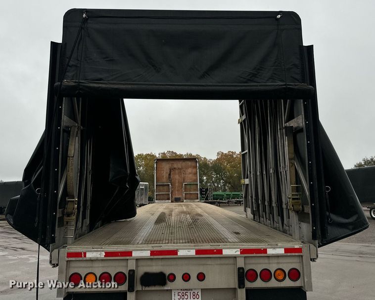 image for item MS9919 2014 Mac flatbed trailer