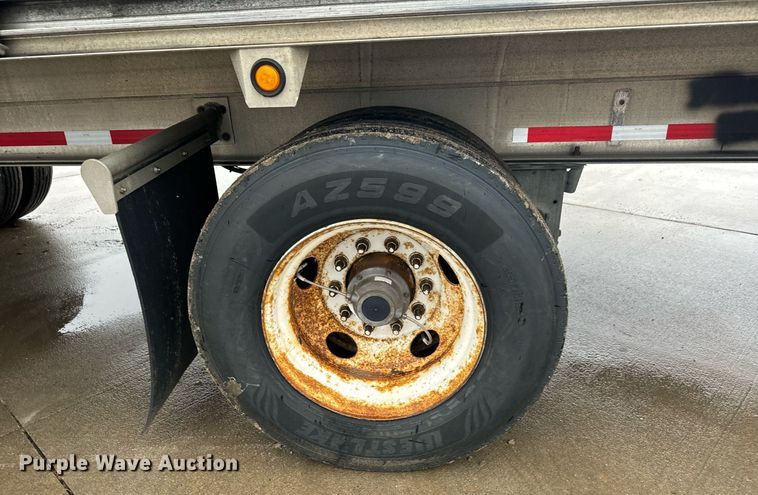 image for item MS9919 2014 Mac flatbed trailer