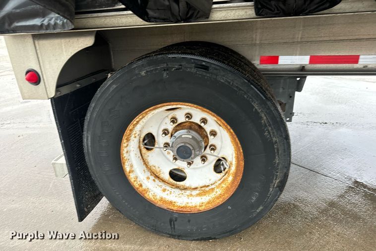 image for item MS9919 2014 Mac flatbed trailer