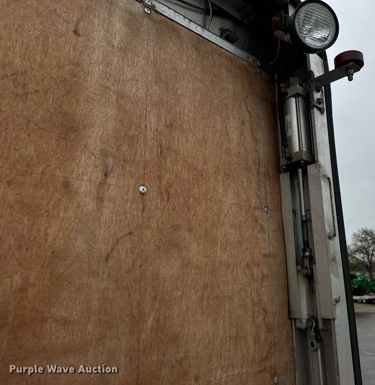 image for item MS9921 2014 Mac flatbed trailer