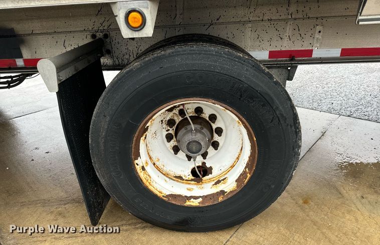 image for item MS9921 2014 Mac flatbed trailer