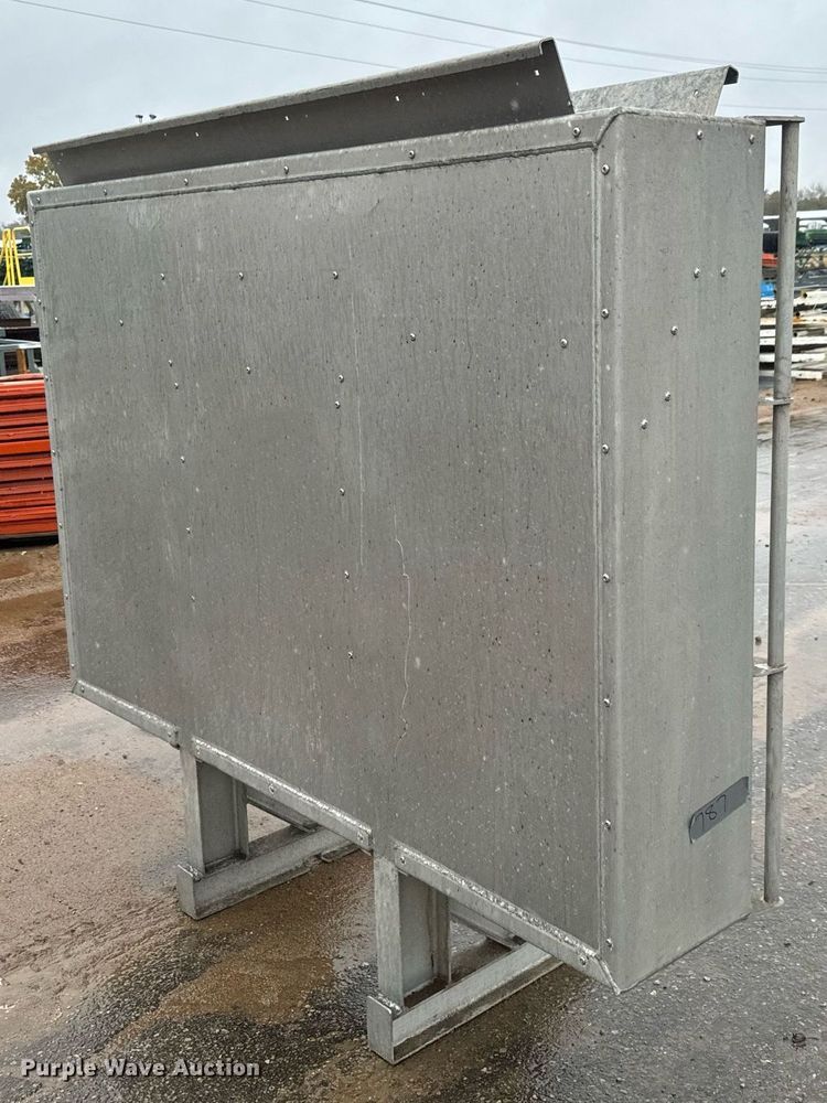 image for item MS9937 Iconic headache rack