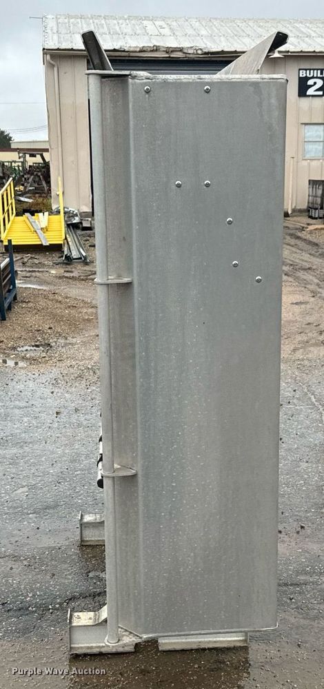 image for item MS9939 Iconic headache rack