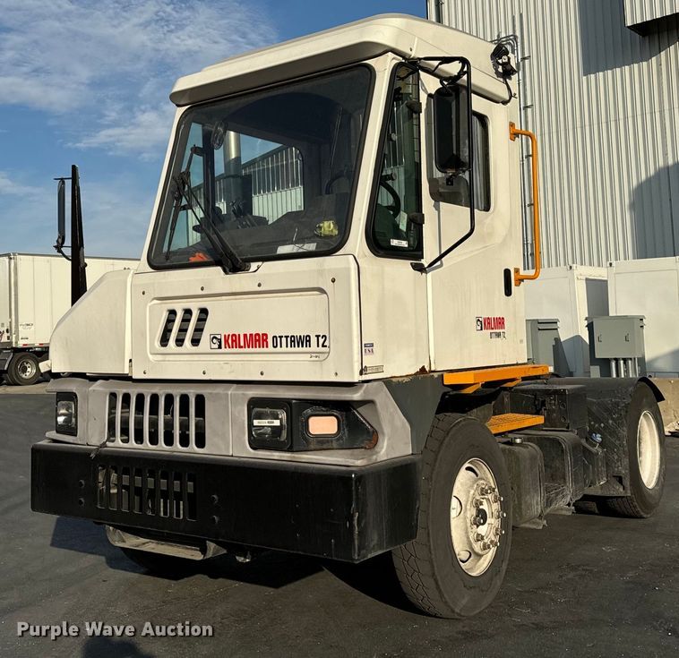 image for item OG9709 2016 Kalmar Ottawa T2 yard truck