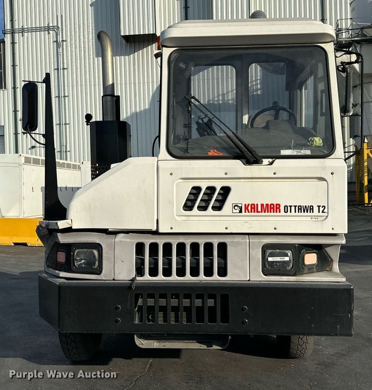 image for item OG9709 2016 Kalmar Ottawa T2 yard truck