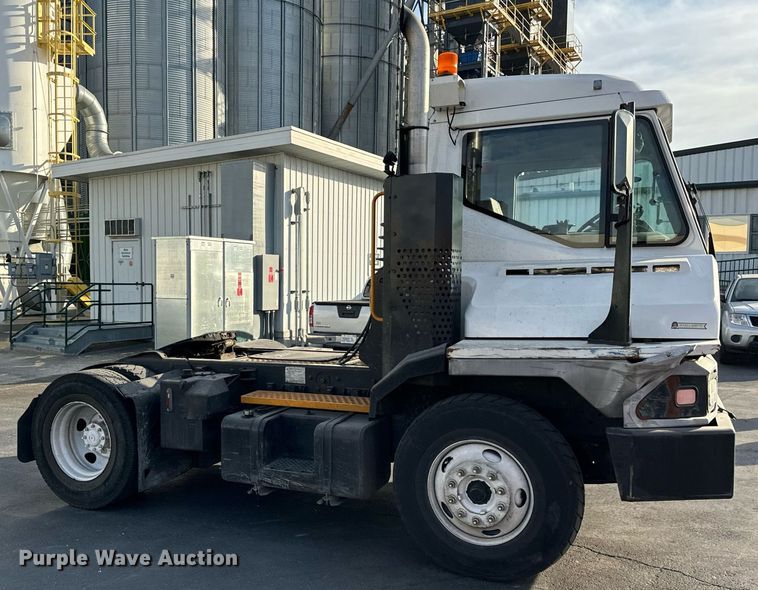 image for item OG9709 2016 Kalmar Ottawa T2 yard truck