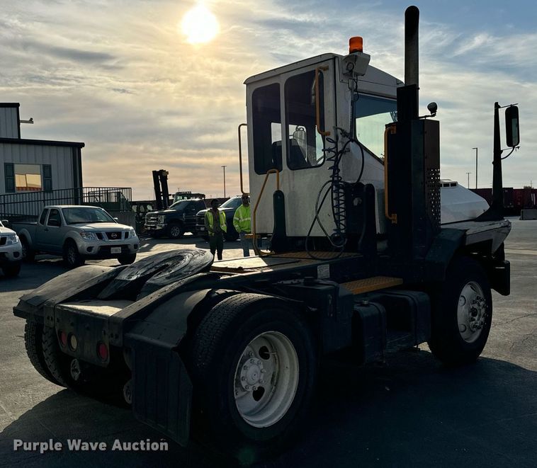 image for item OG9709 2016 Kalmar Ottawa T2 yard truck