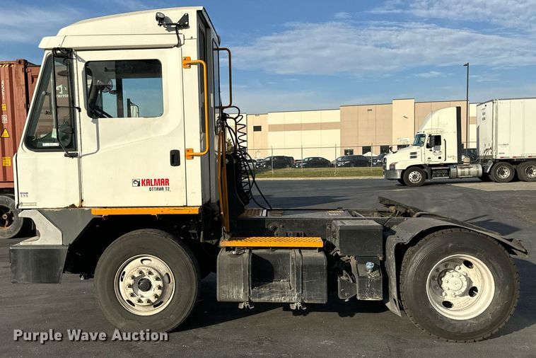 image for item OG9709 2016 Kalmar Ottawa T2 yard truck