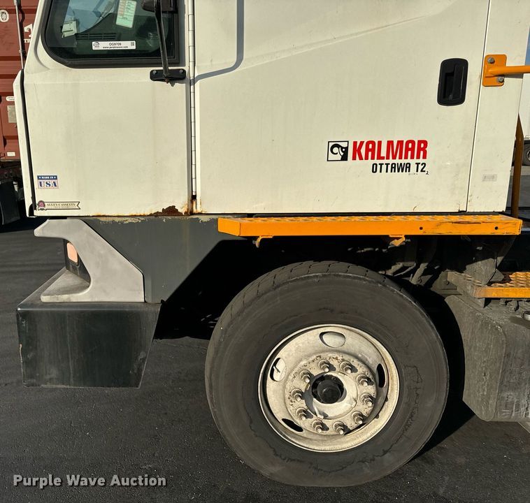 image for item OG9709 2016 Kalmar Ottawa T2 yard truck