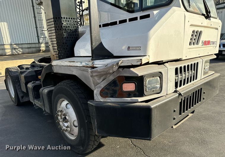 image for item OG9709 2016 Kalmar Ottawa T2 yard truck