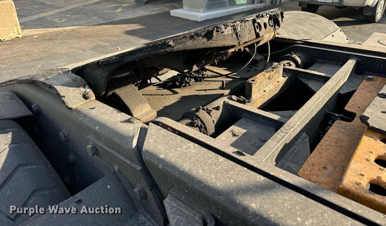 image for item OG9709 2016 Kalmar Ottawa T2 yard truck