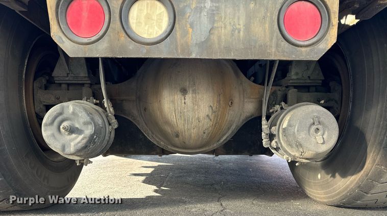 image for item OG9709 2016 Kalmar Ottawa T2 yard truck