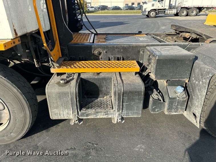 image for item OG9709 2016 Kalmar Ottawa T2 yard truck