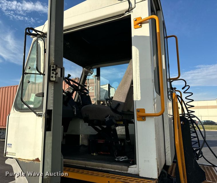 image for item OG9709 2016 Kalmar Ottawa T2 yard truck