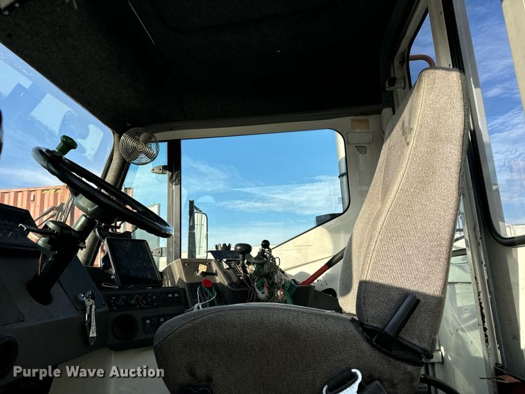 image for item OG9709 2016 Kalmar Ottawa T2 yard truck