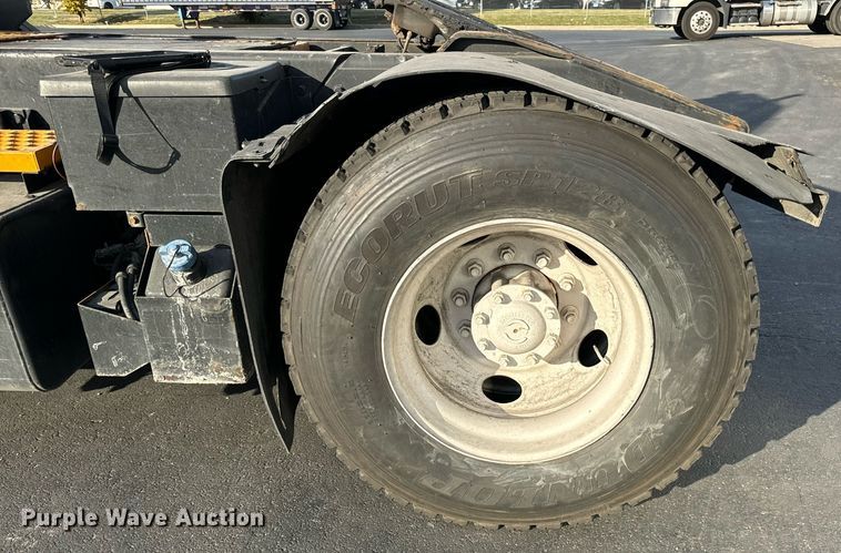 image for item OG9709 2016 Kalmar Ottawa T2 yard truck