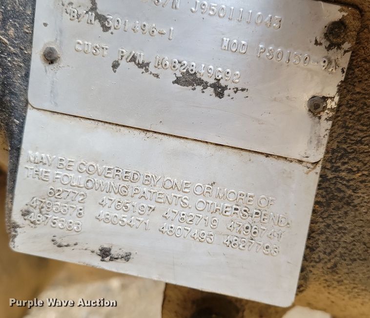 image for item OH9318 2003 International  8100 truck cab and chassis