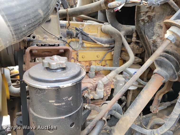 image for item OH9318 2003 International  8100 truck cab and chassis