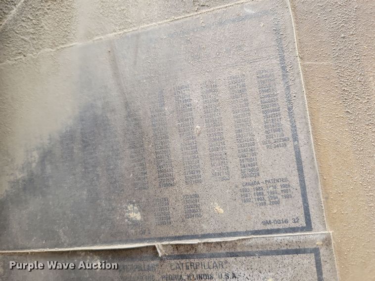 image for item OH9318 2003 International  8100 truck cab and chassis